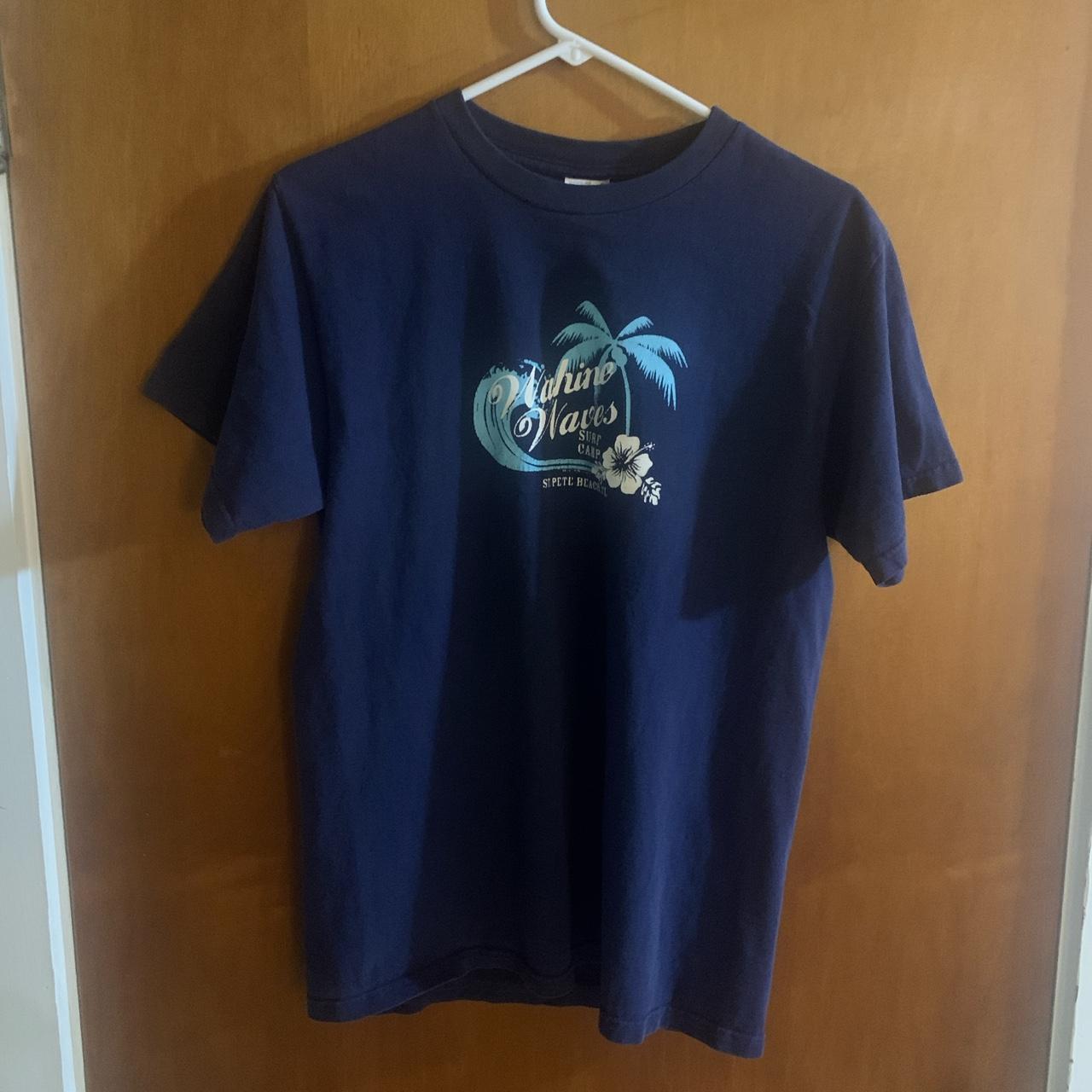 Vintage surf t shirt Size M Good condition, small... - Depop