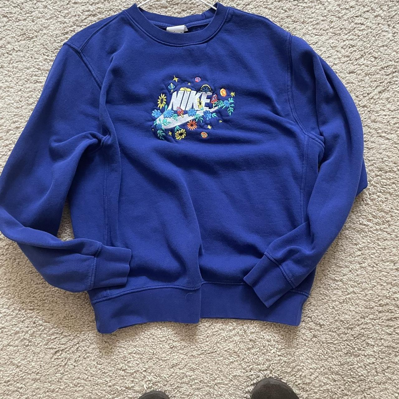 Nike crewneck sweatshirt on sale vintage