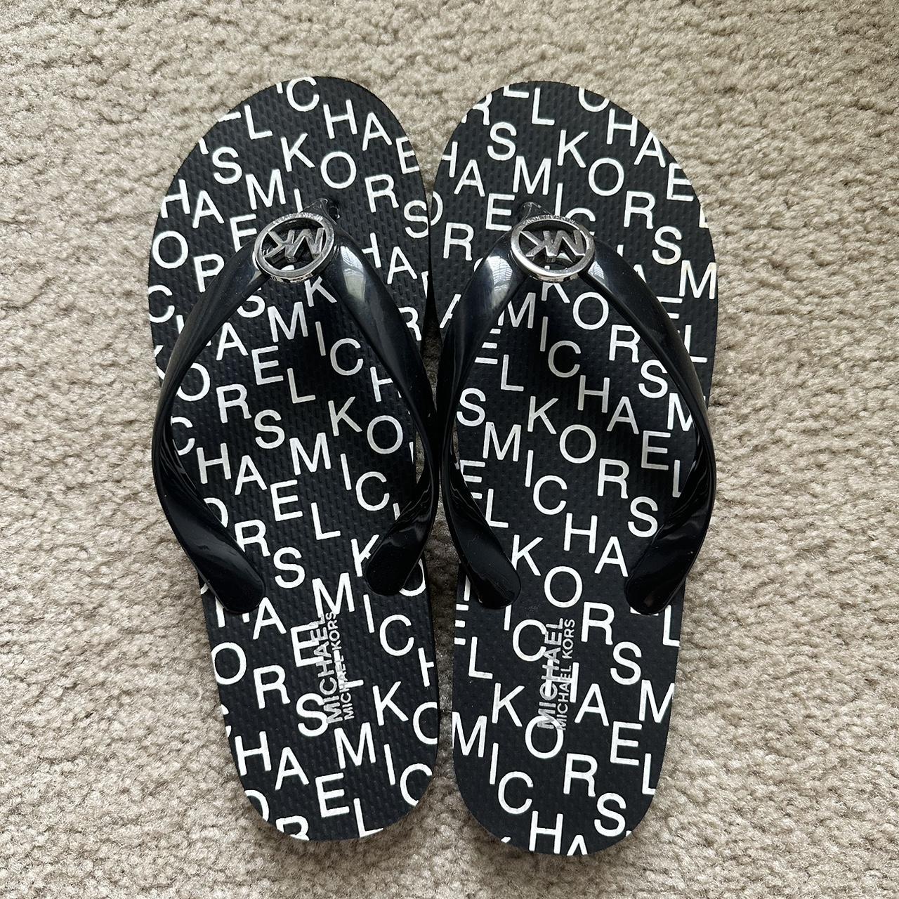 Black michael kors flip flops online