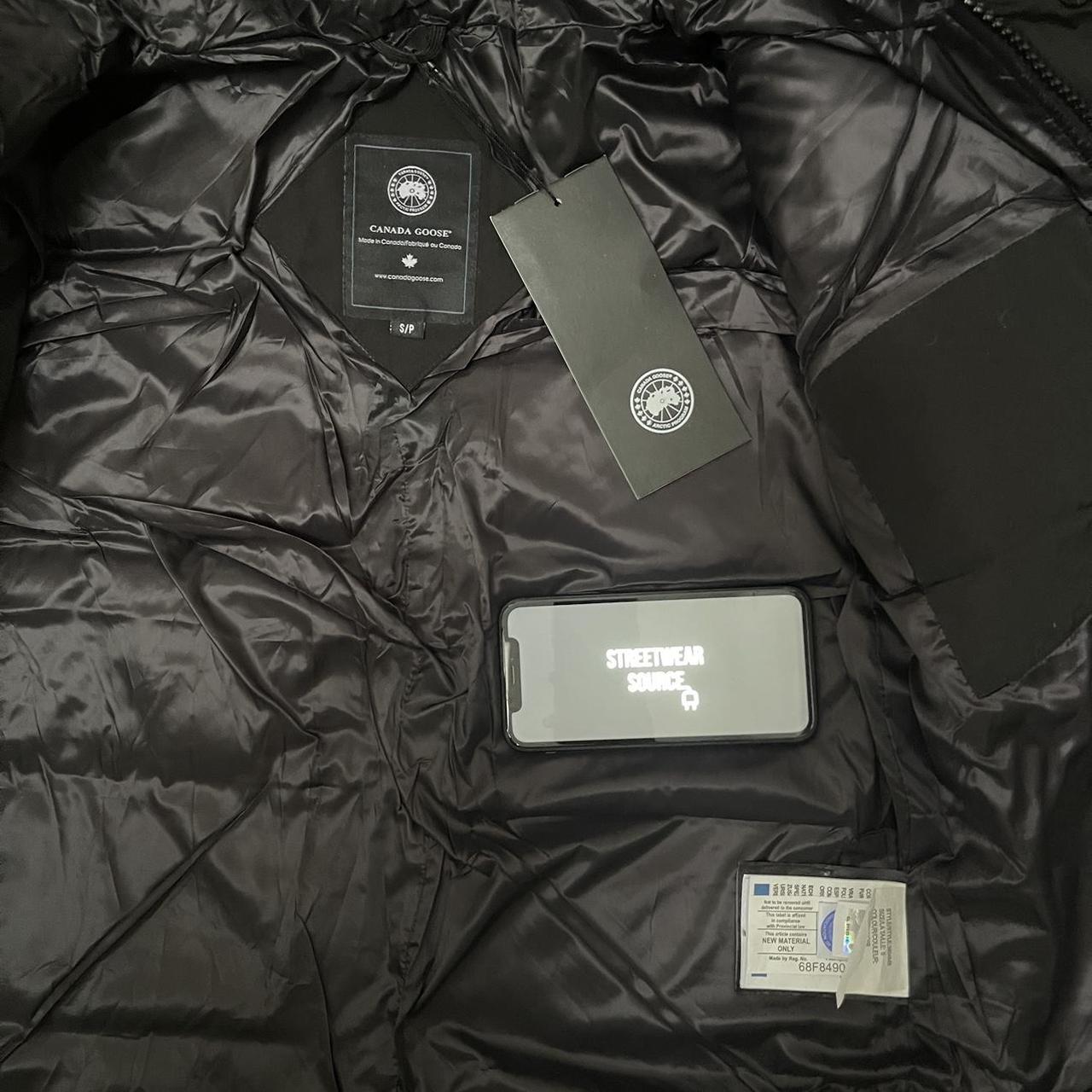 Canada goose hotsell 68f8490 zip