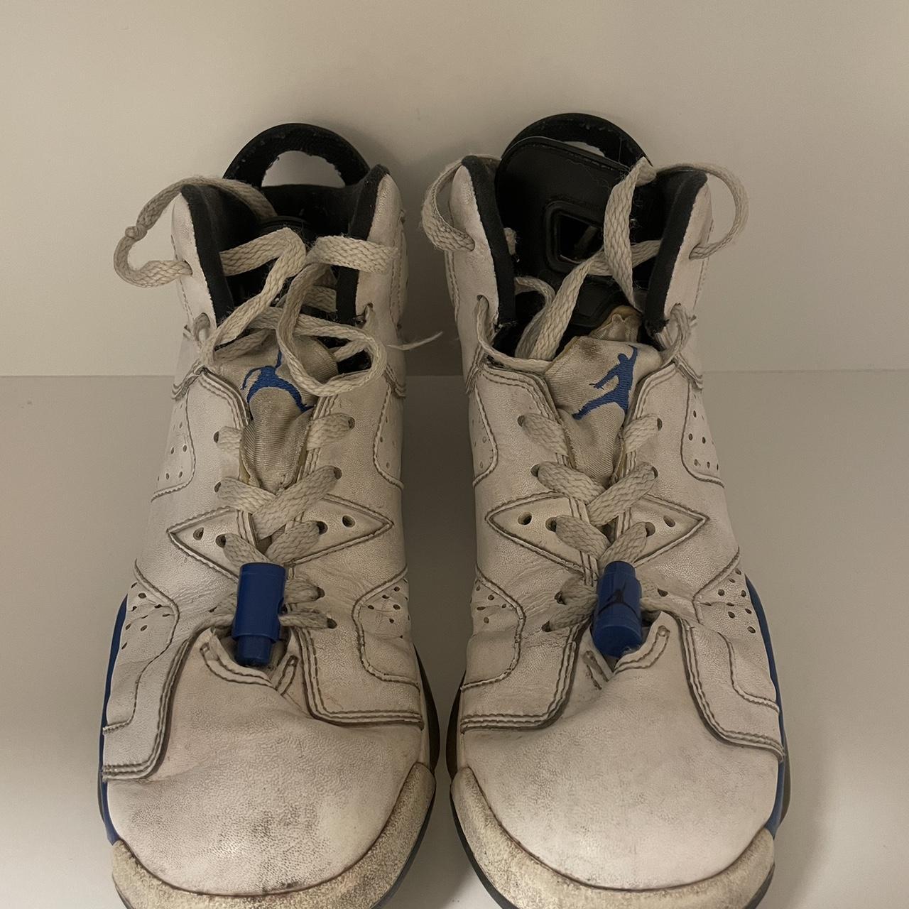 womens blue and black jordans