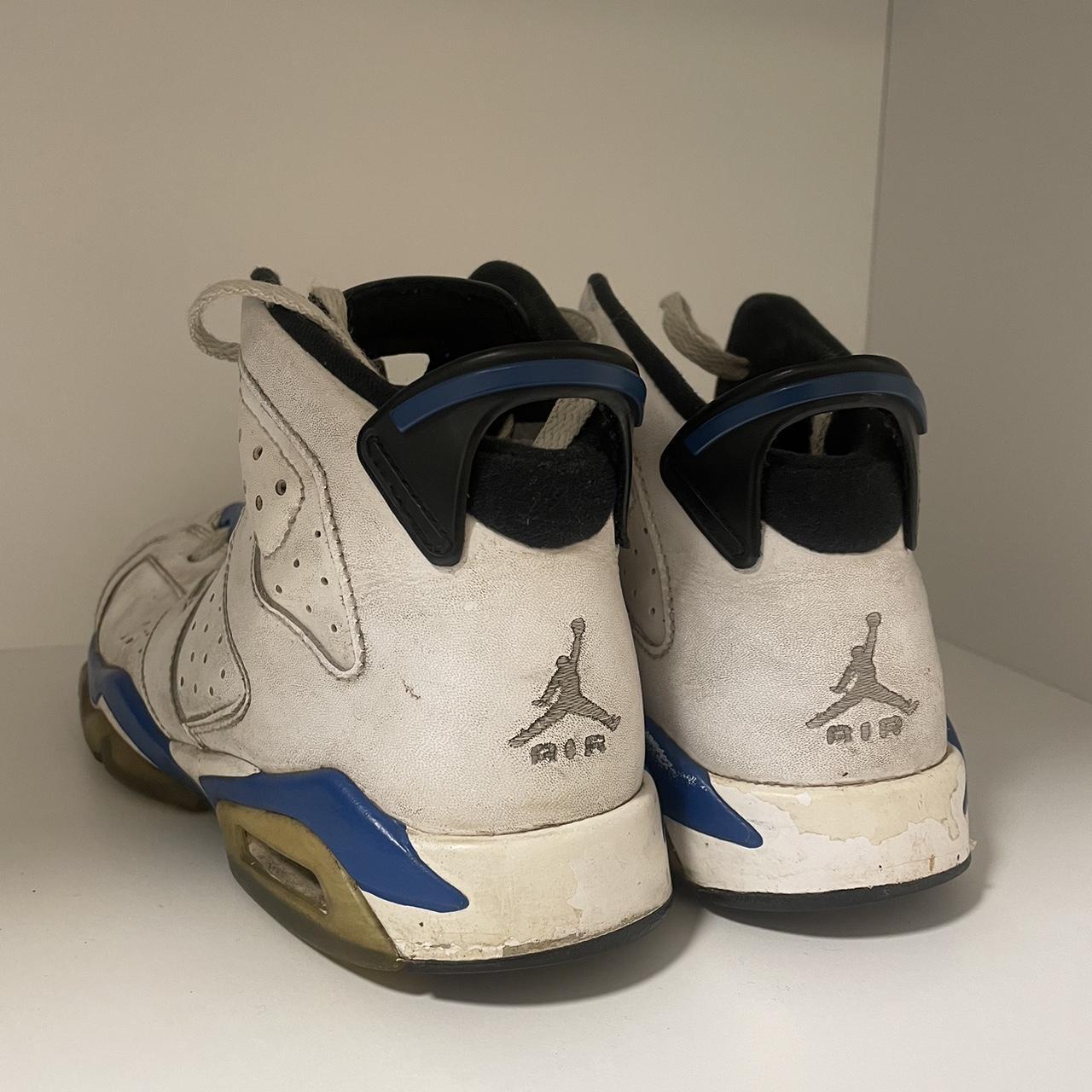 womens air jordans blue and white
