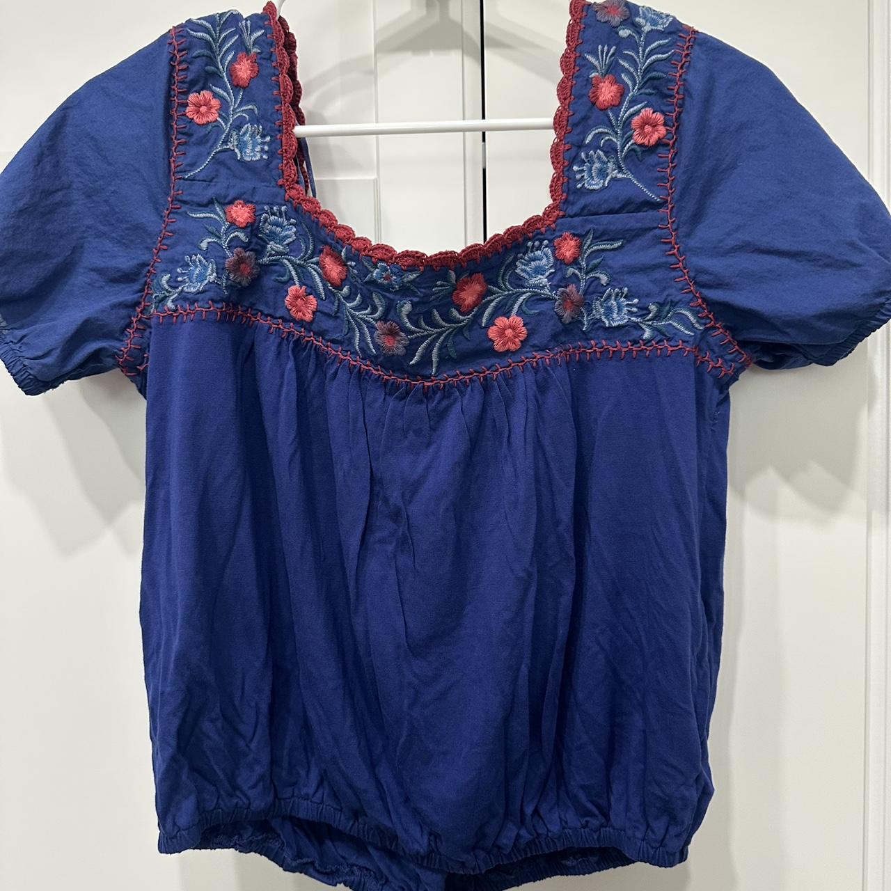 item listed by taelorhenderson