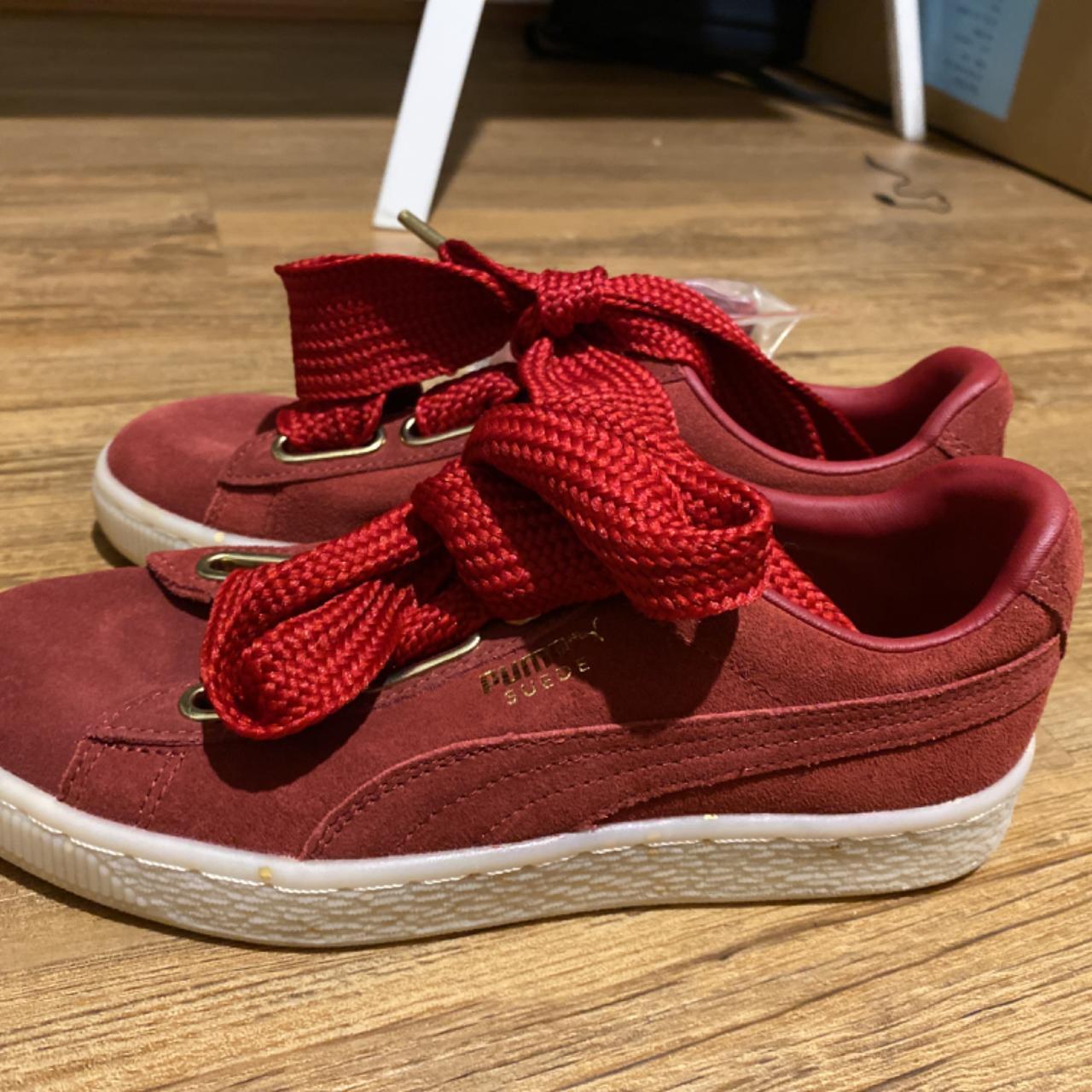 Puma suede heart store red