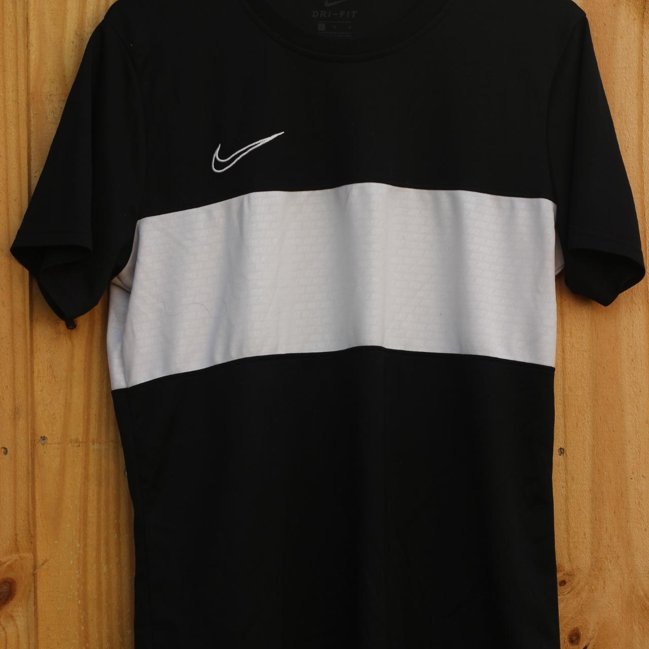 Dri-Fit Nike Shirt - Depop