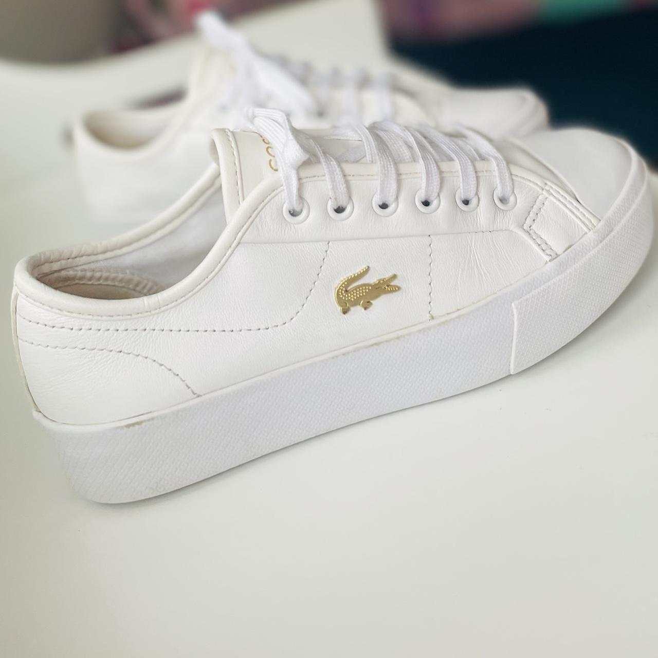 Lacoste trainers size on sale 4