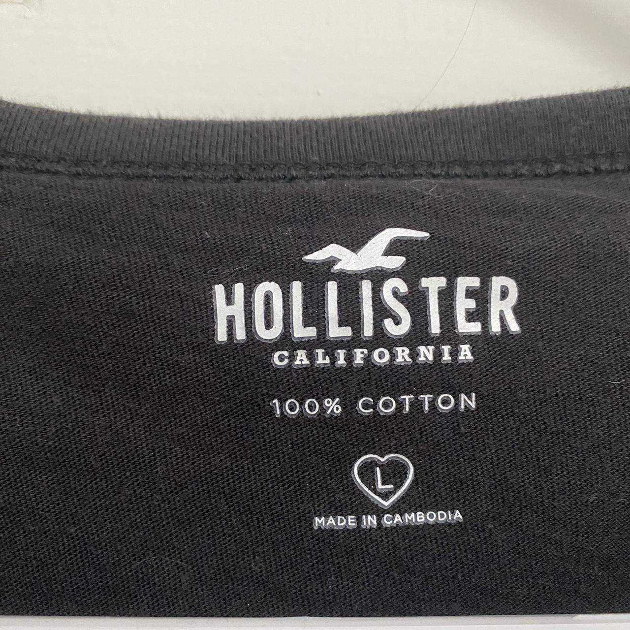 Hollister t shirt - Depop