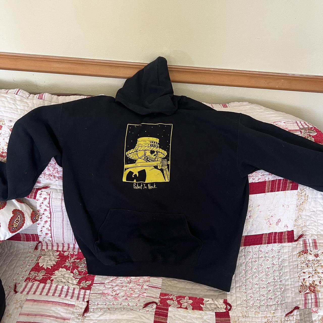 Wu tang protect ya best sale neck hoodie