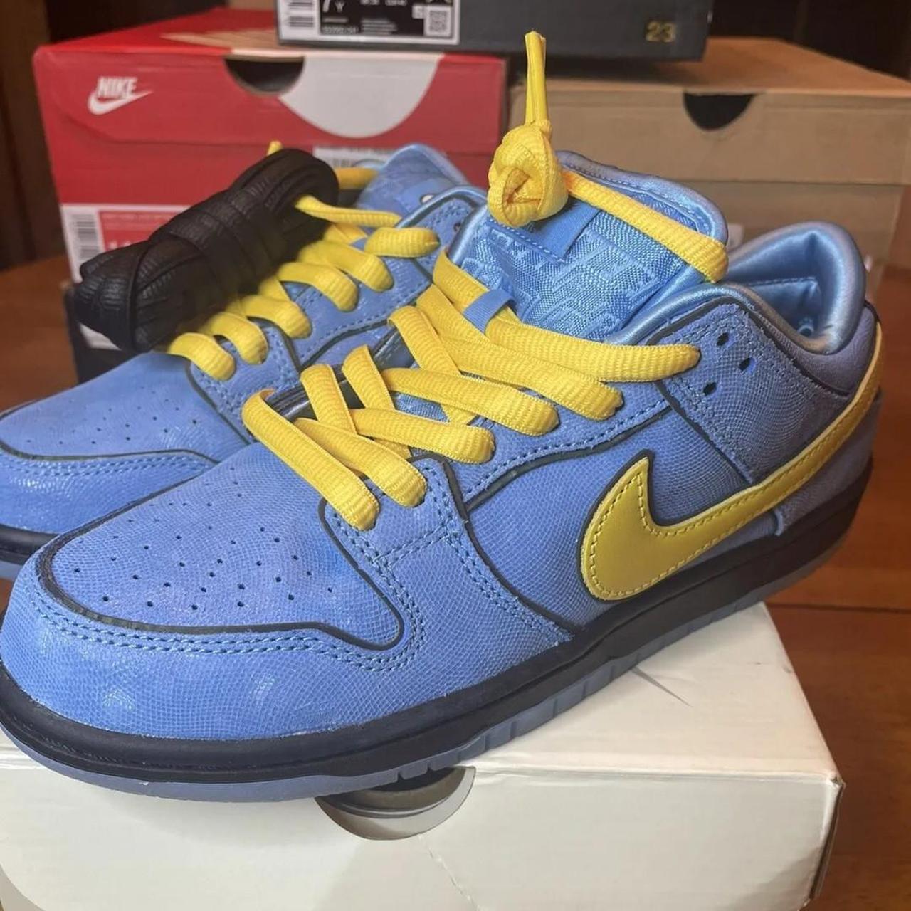 nike with bubbles on the bottom