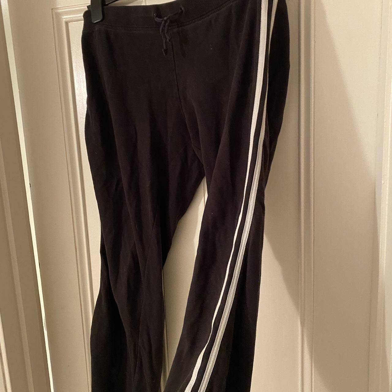 Vintage 00s LA Gear tracksuit bottoms in black and