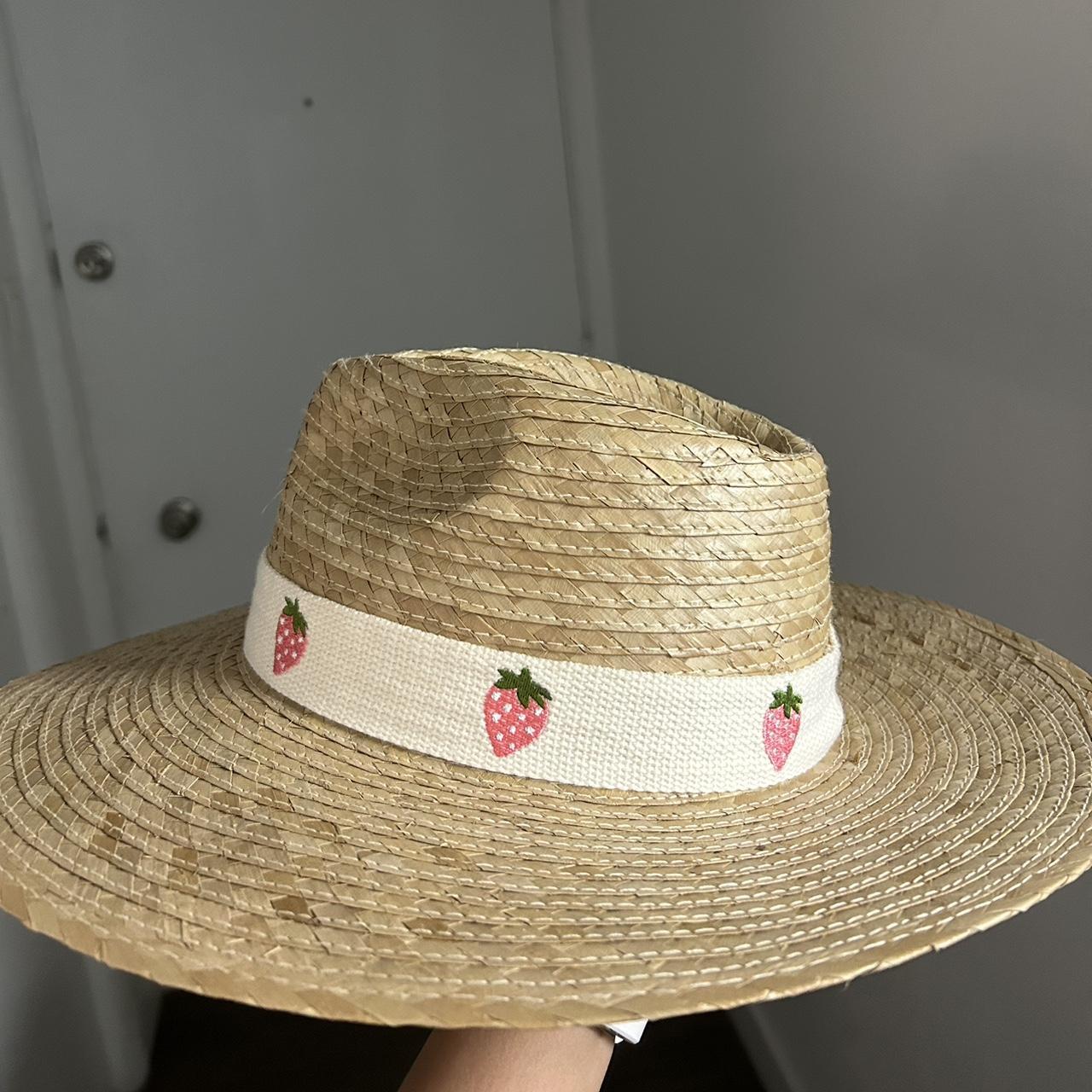 item listed by diyacantstopbuyingclothes1212