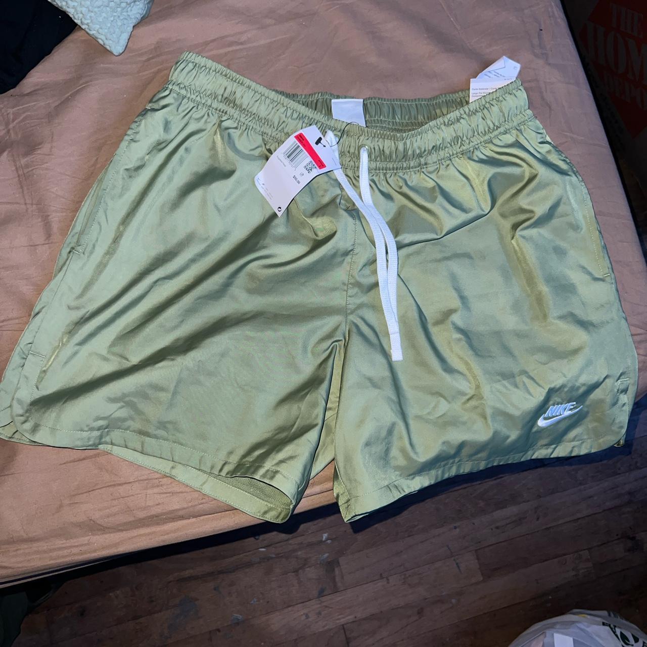 standard fit above knee length nike