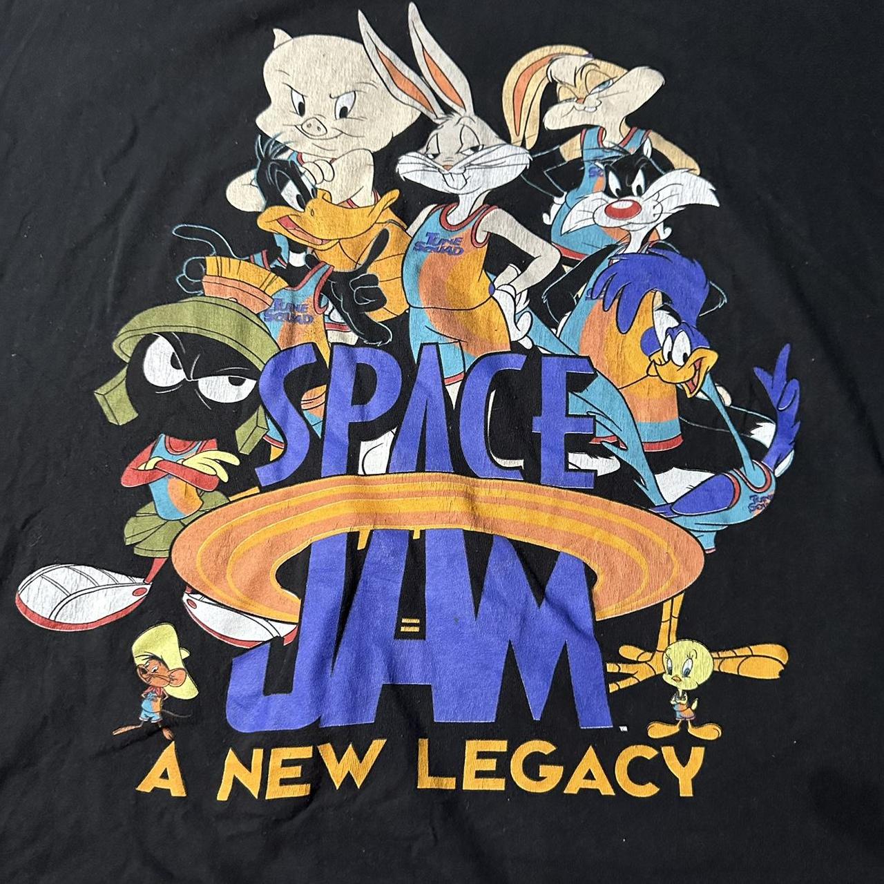 Bugs bunny with his looney toon gang in space jams... - Depop