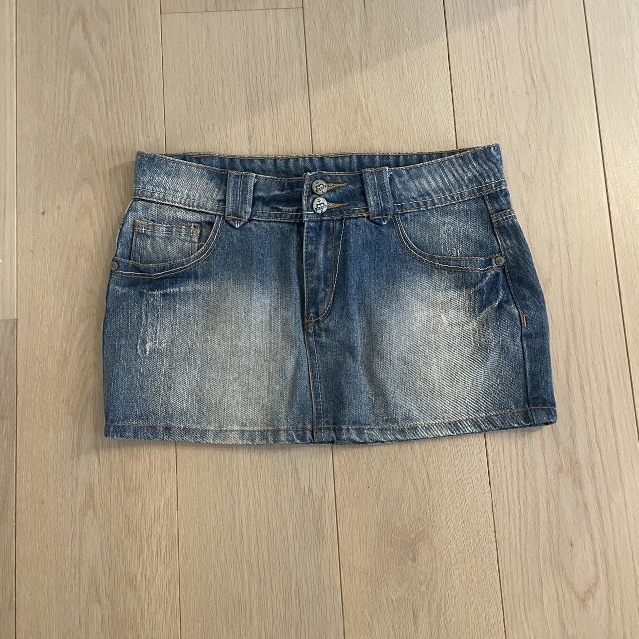 item listed by alisclosetxoxo
