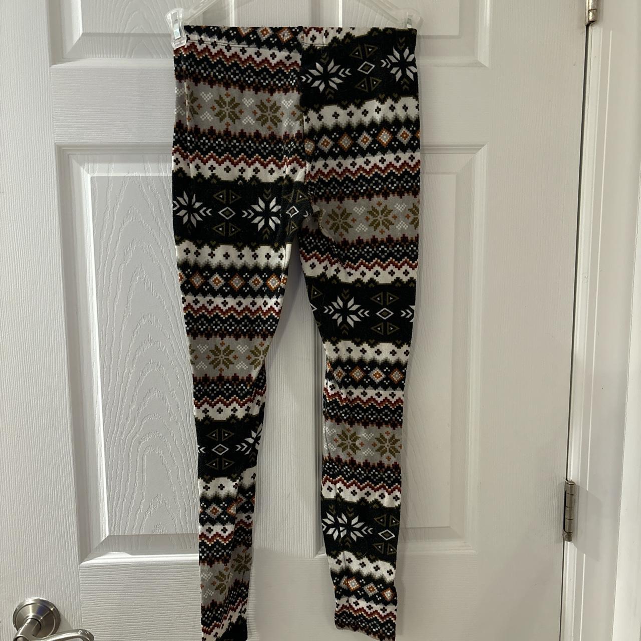 Winter big booty, straight leg leggings, very comfy - Depop