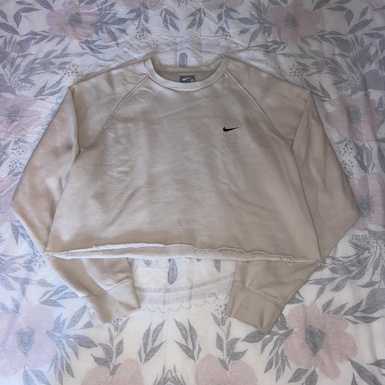 Tan hotsell nike sweatshirt