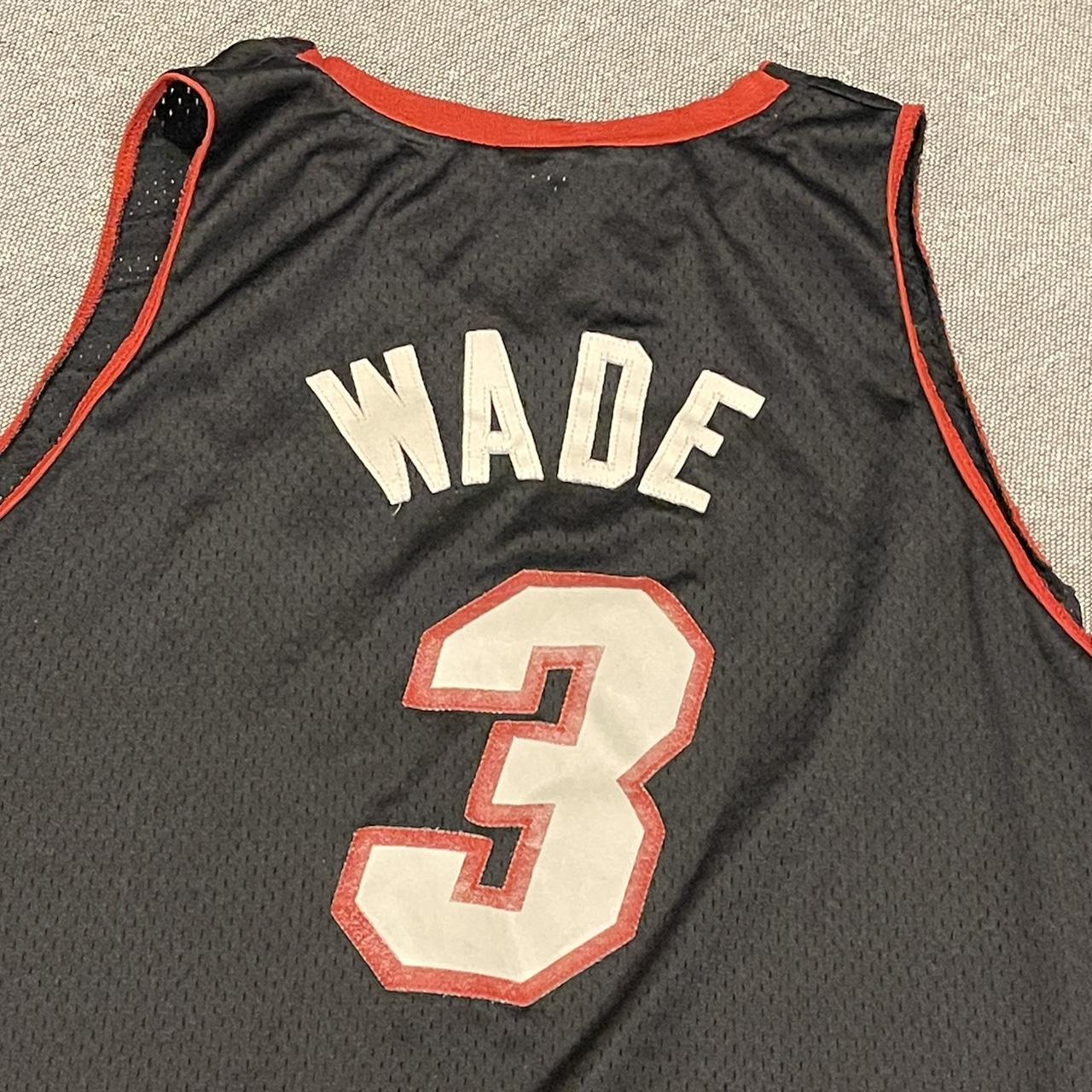 Miami Heat Men Wade Jersey Flaw: some cutt Size:... - Depop