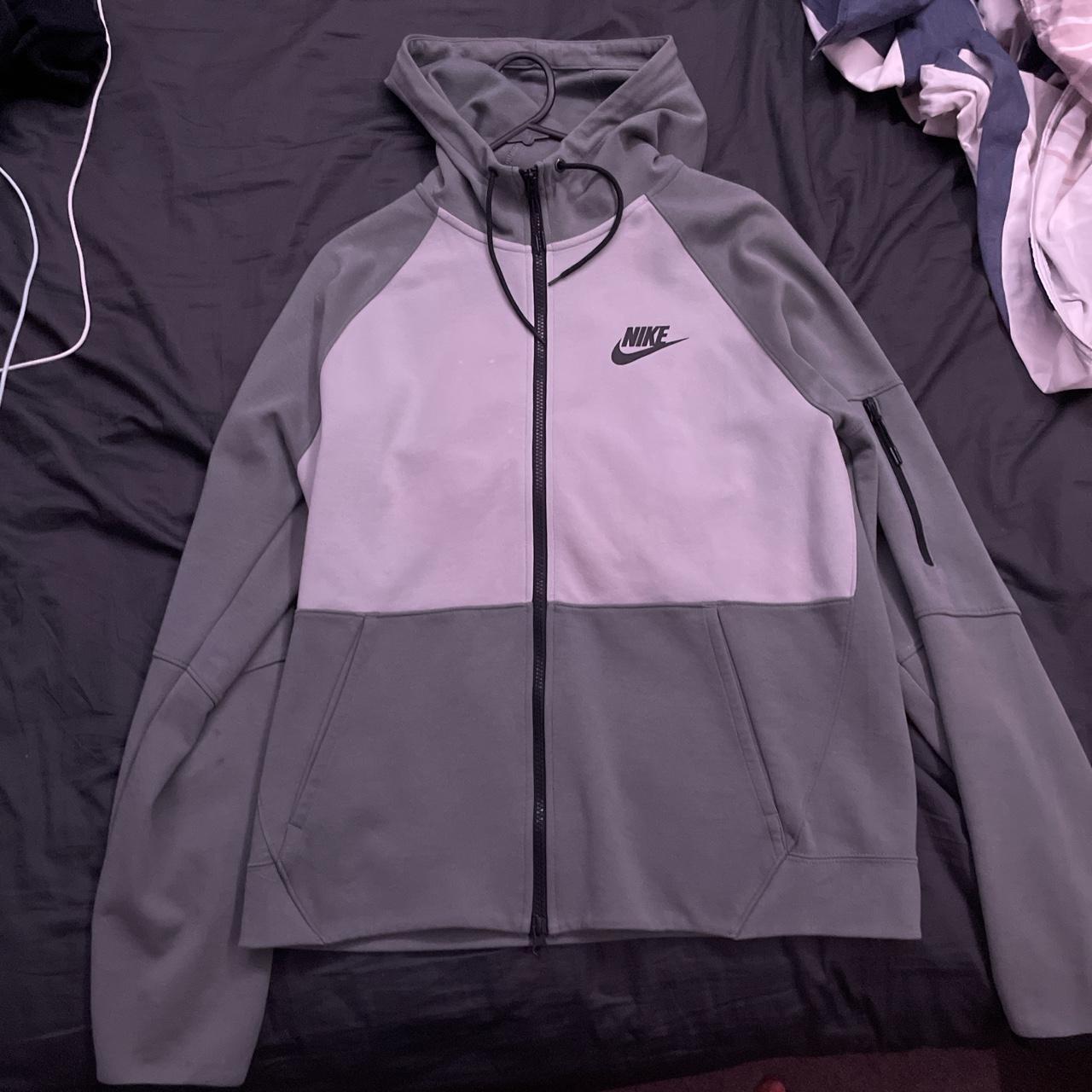 mens old nike tech fleece