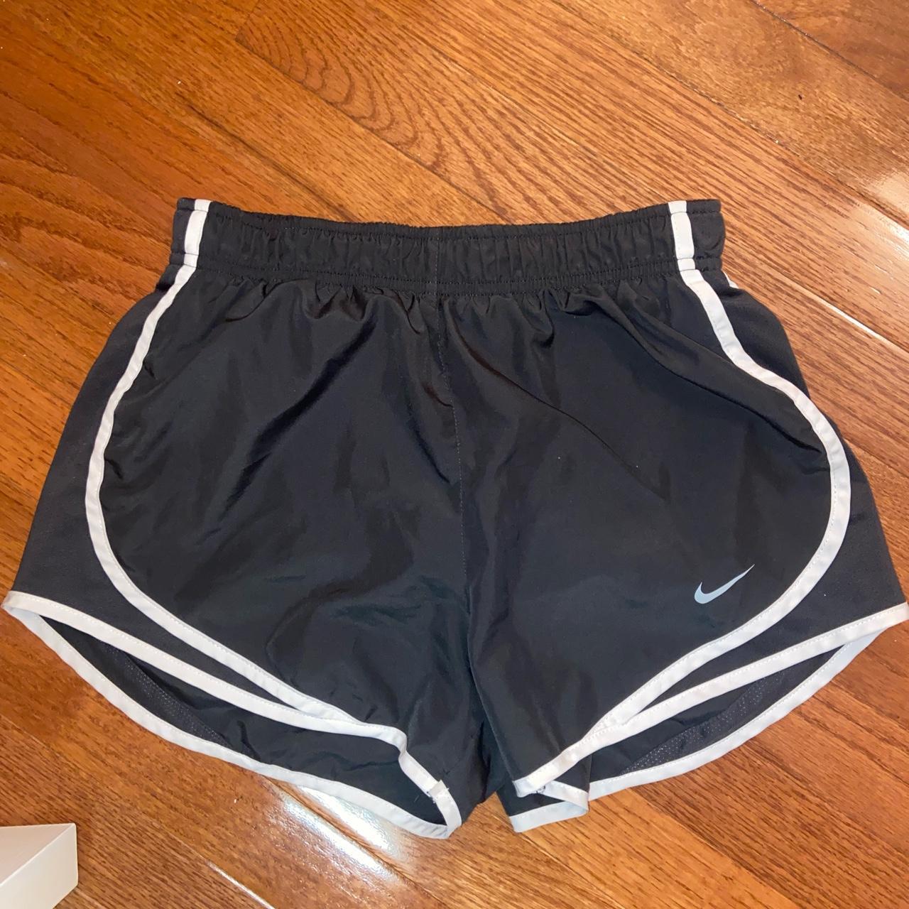 Nike tempo shorts clearance poshmark