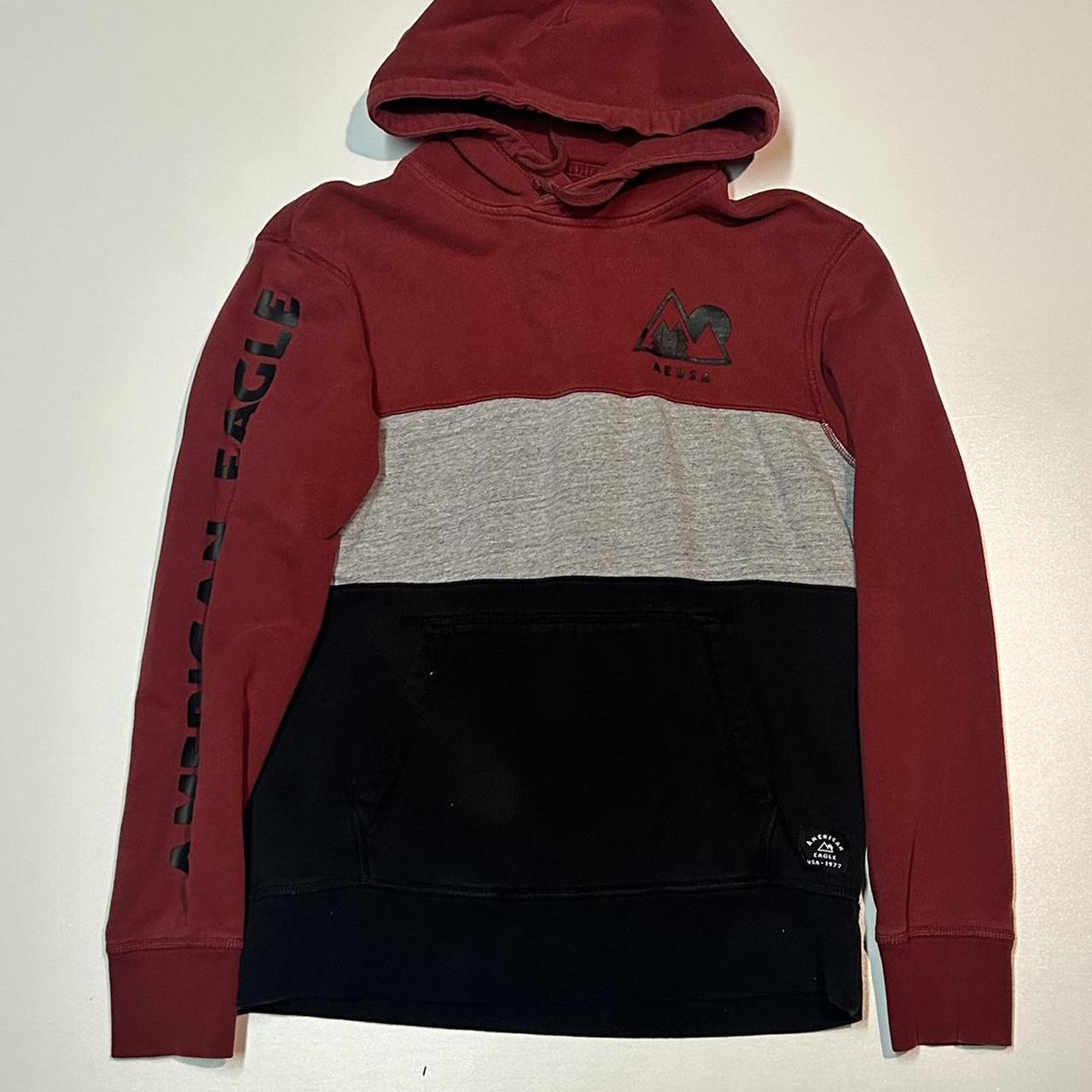 American eagle best sale hoodie red