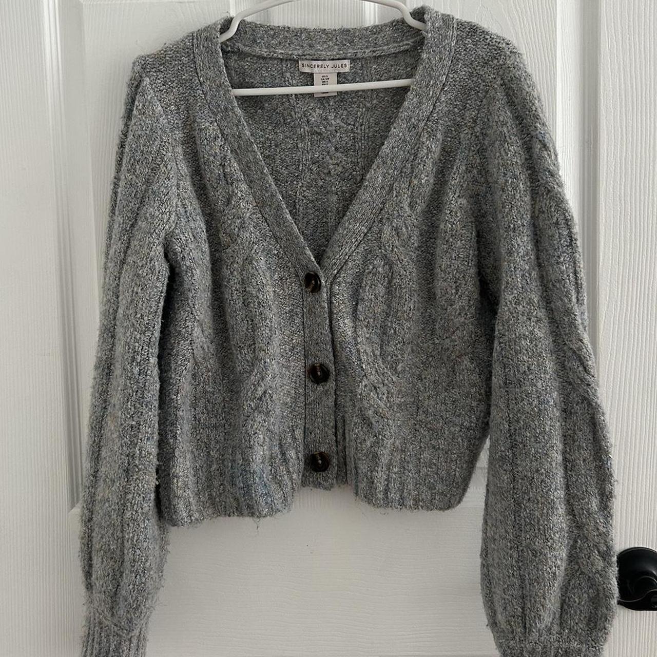 item listed by vikagrbb