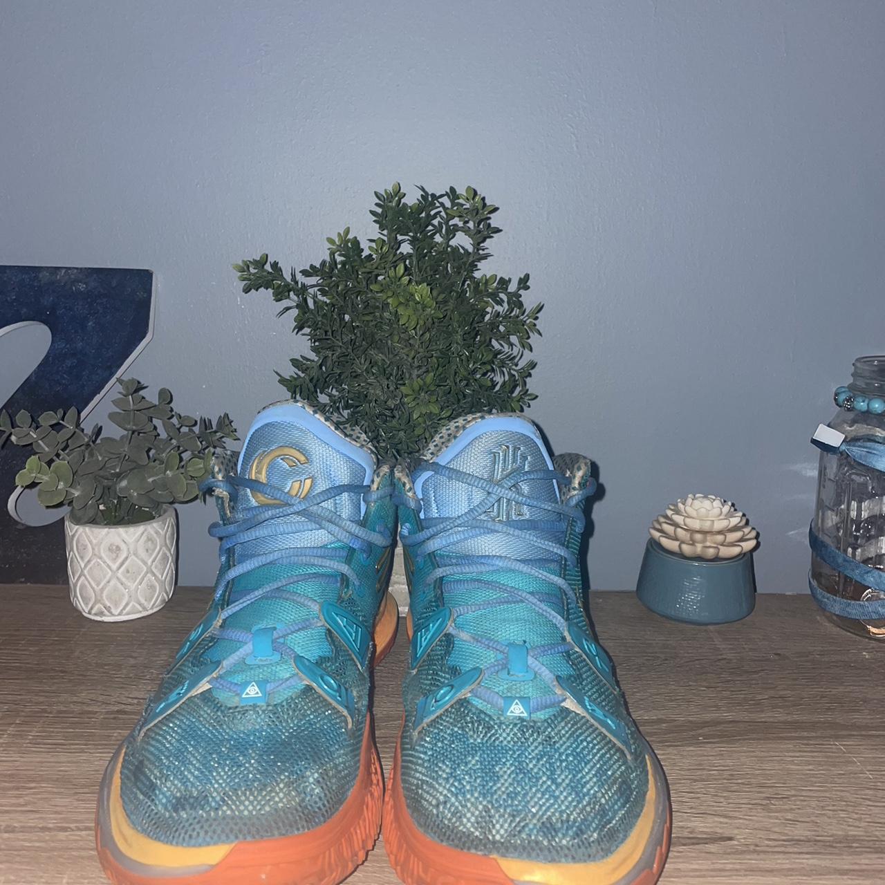 kyrie 7s foot locker