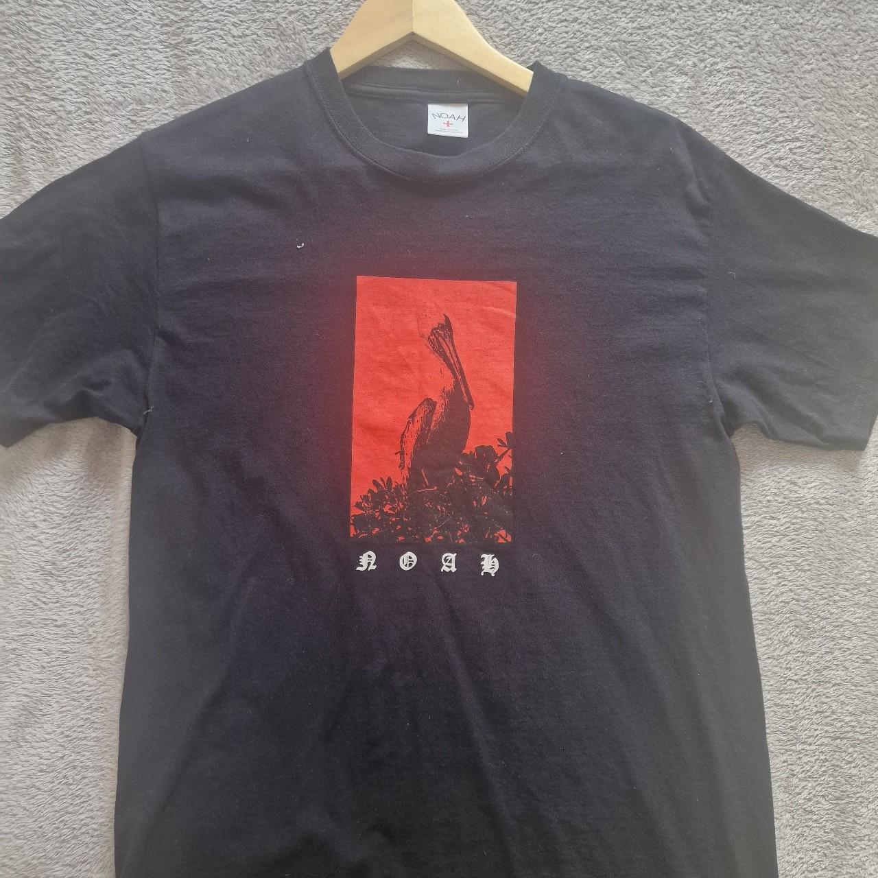 Noah . T shirt . Black . M . Medium - Depop