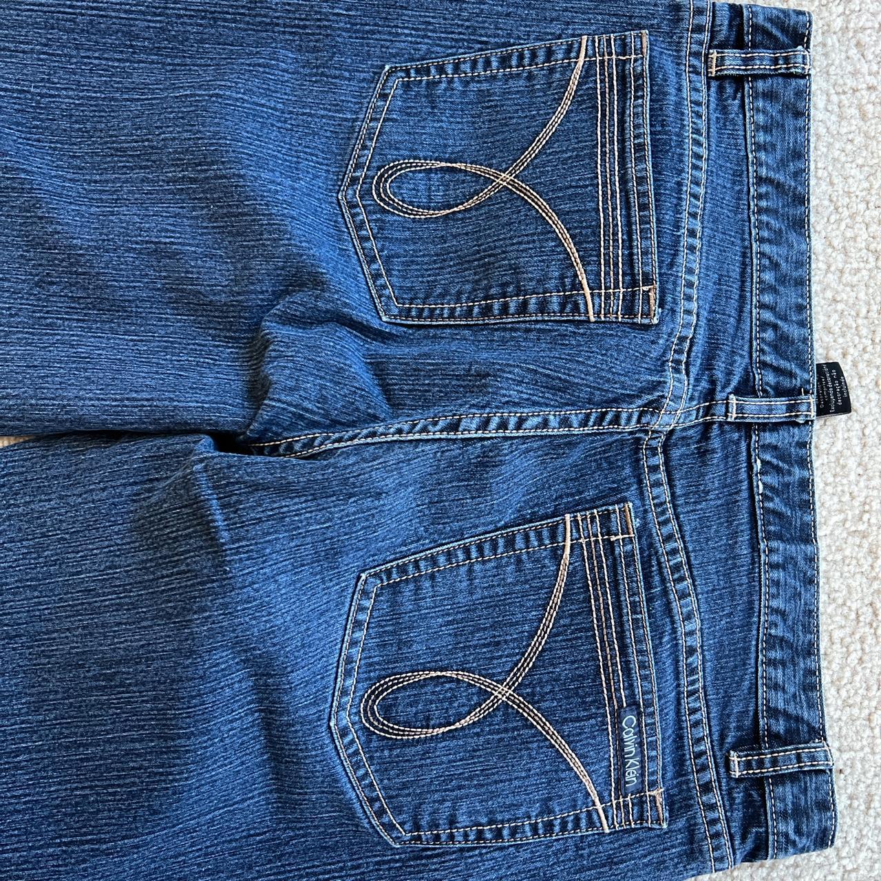 Calvin klein jeans store back pocket design