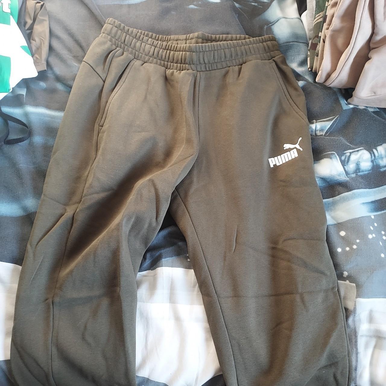 Khaki 2024 puma joggers