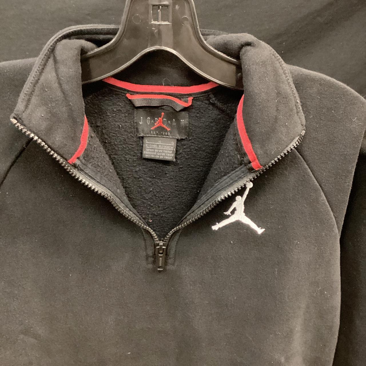 Jordan clearance black jumper