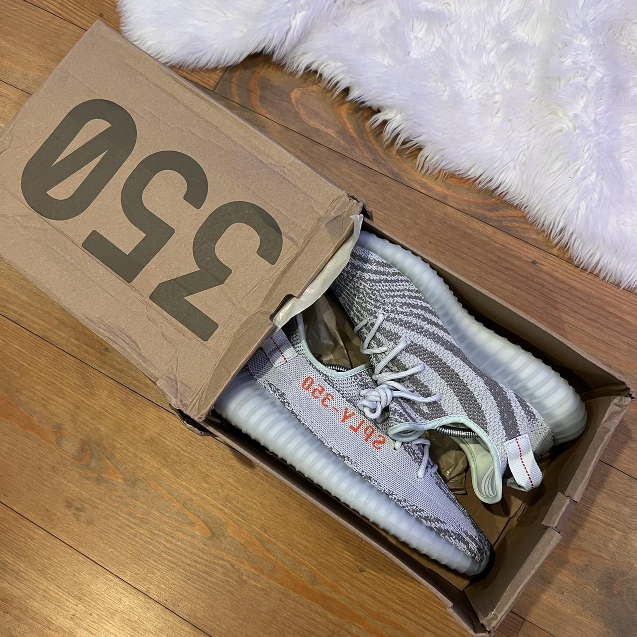 yeezy blue tint size 10