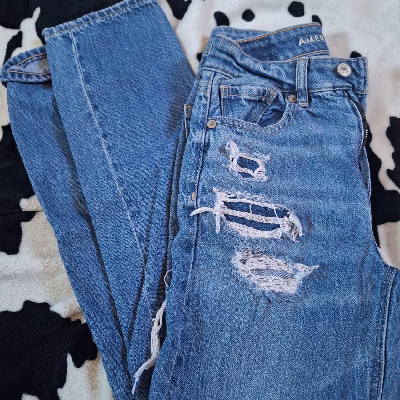 Do you guys recommend American Eagle Jeans? I'm 4'11 and about 120lbs and  just bought these in size 4 short but the length is still too big and  loose. Any advice? :( :