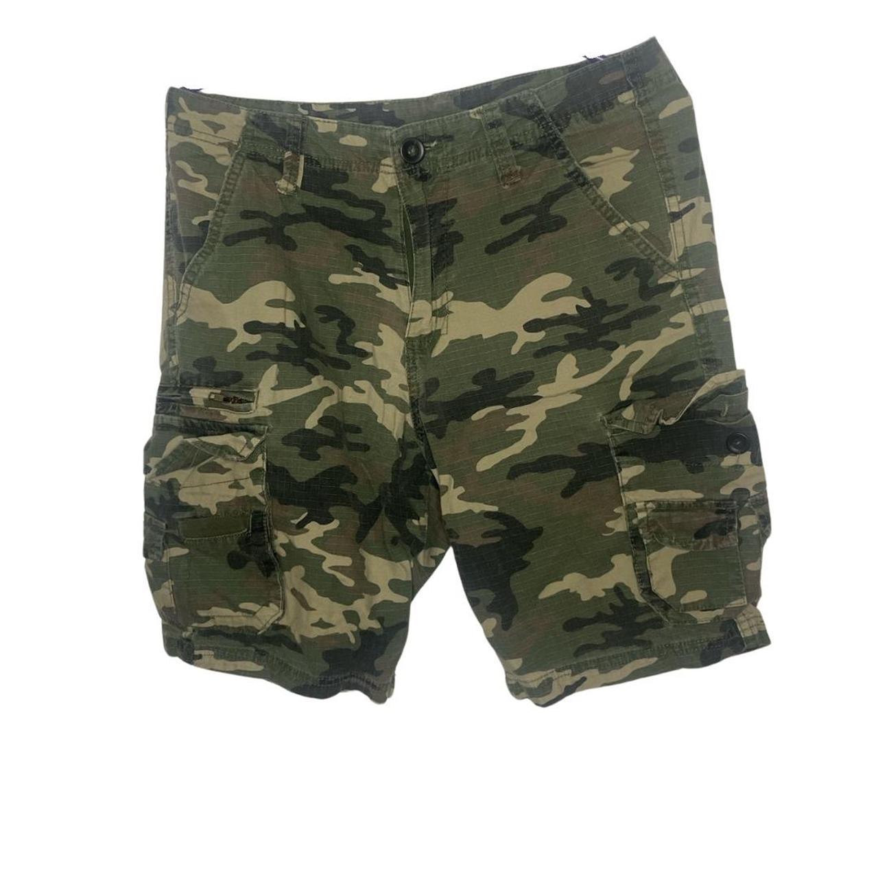 Subculture store cargo shorts