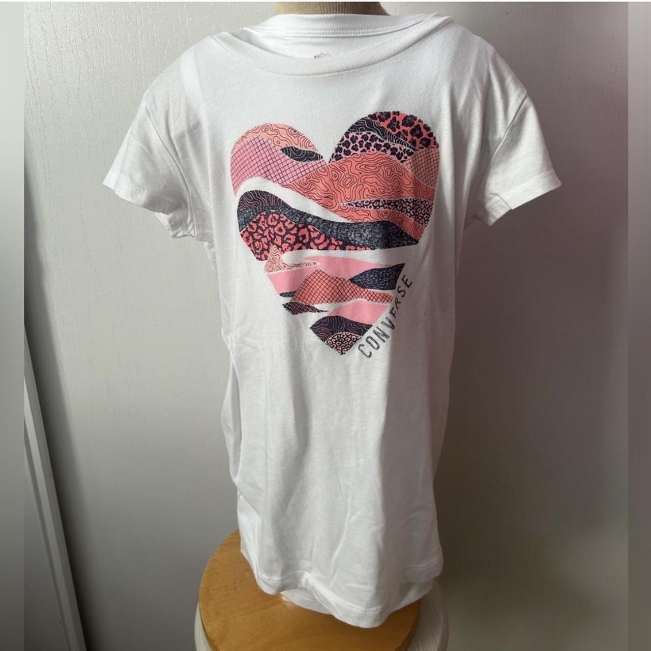 Converse sale shirt heart