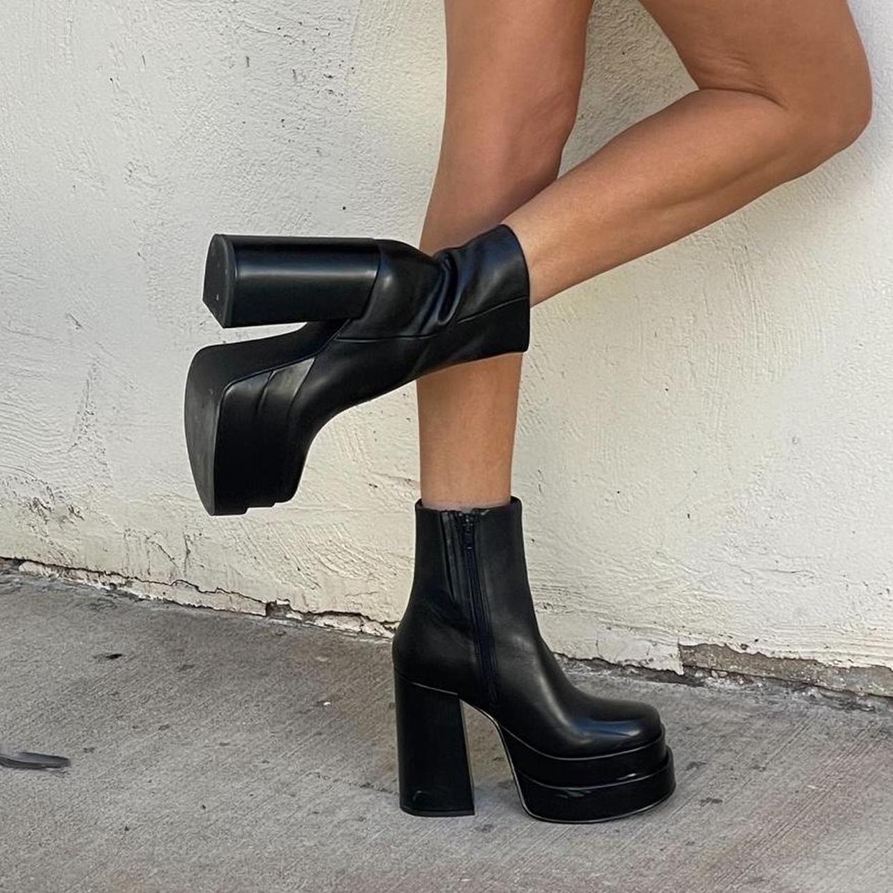 Steve Madden Black Cobra Platform Boots Size Womens Depop