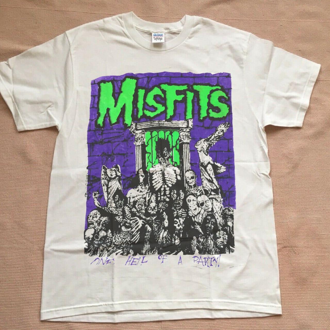 Vtg Misfits Earth AD TSHIRT 80s One Hell Of A Party... - Depop