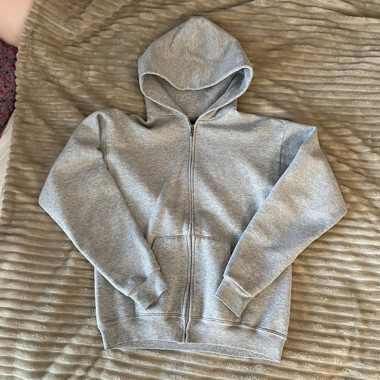 ARDEN~Brandy Melville zip hoodie in a heather grey! - Depop