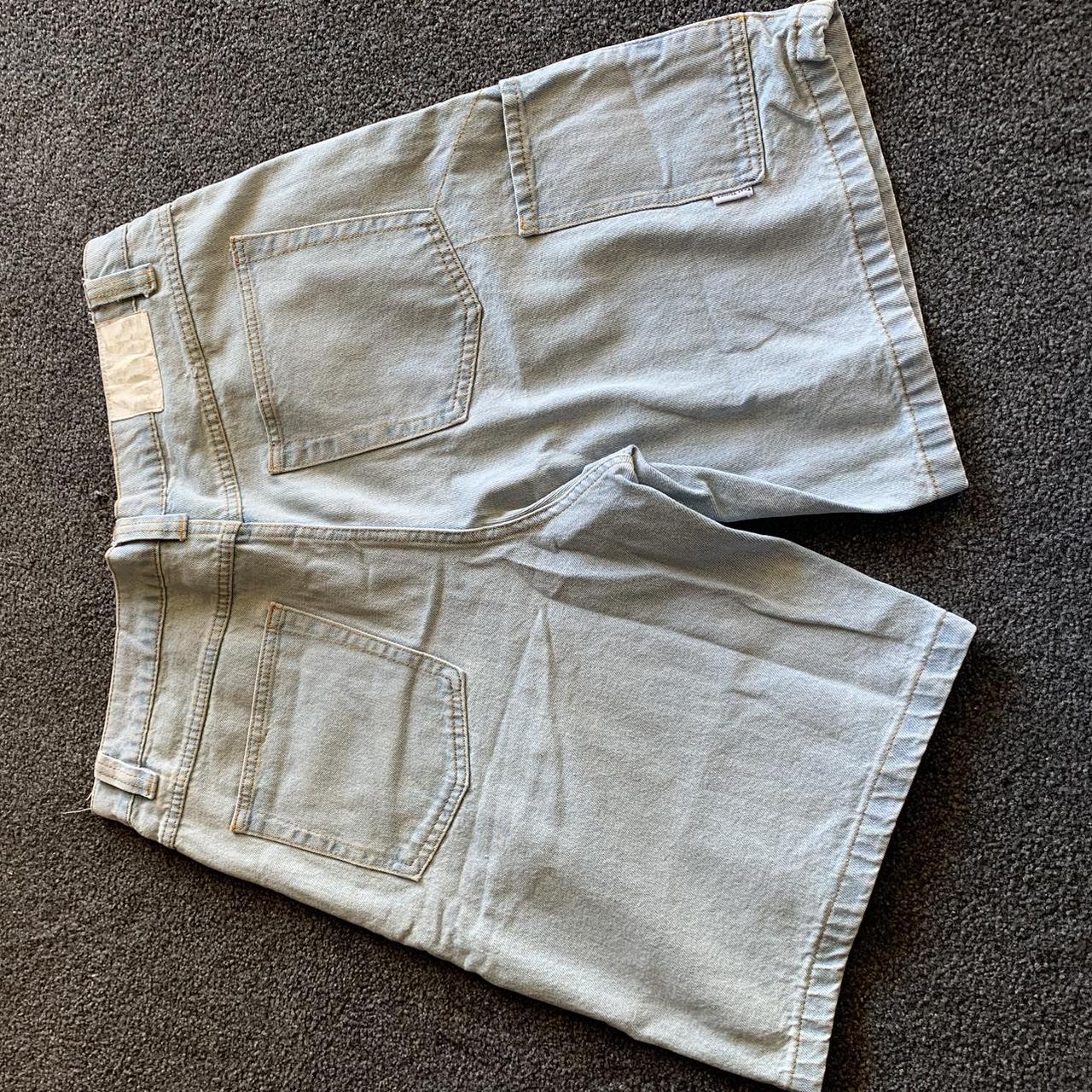 Light wash baggy fast times carpenter jorts. Nice as... Depop