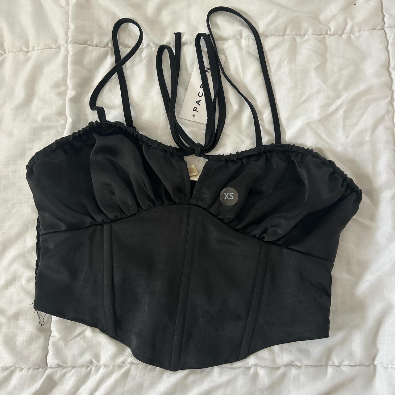 item listed by lanavanasselt