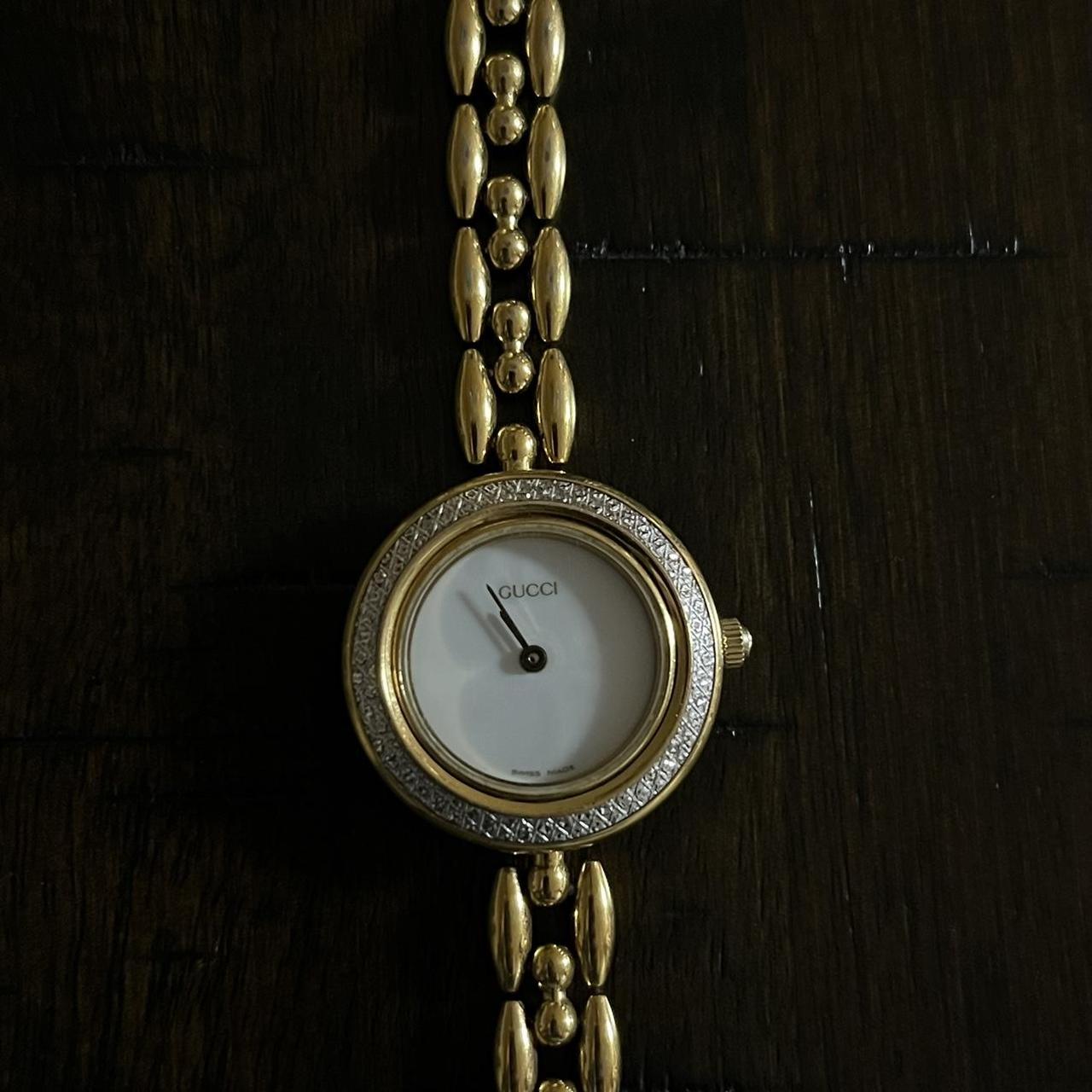 Gucci chain store watch