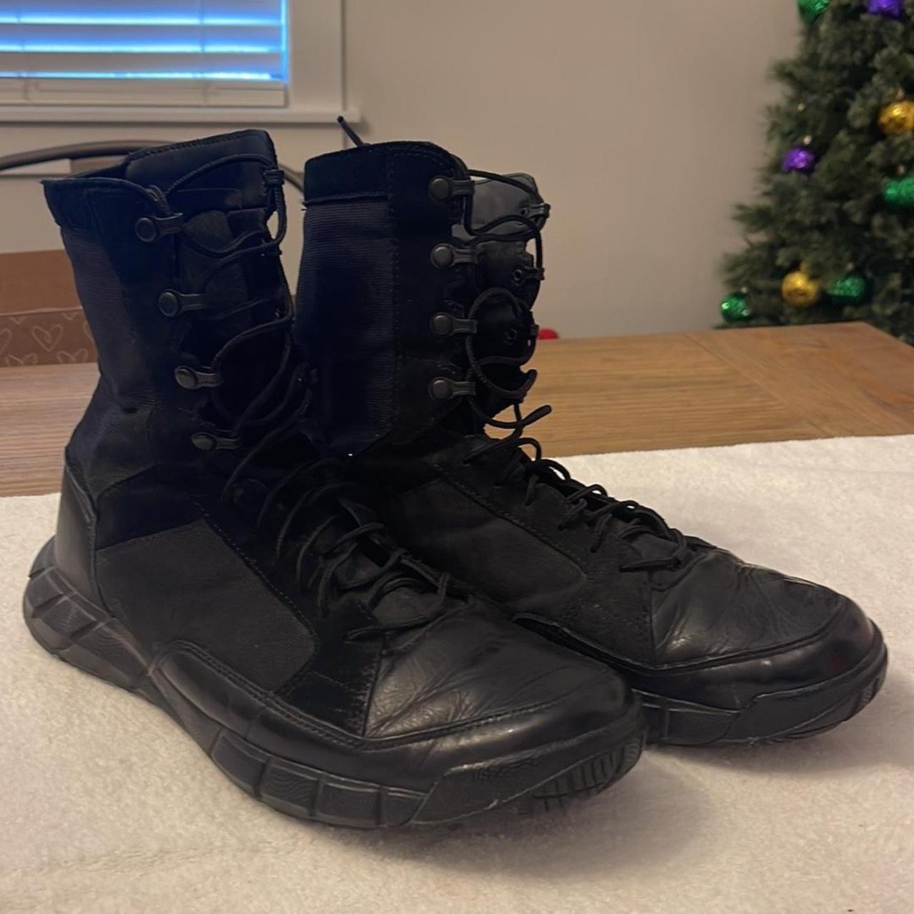 Oakley Light Patrol Boots Men s size 11 Pre owned Depop