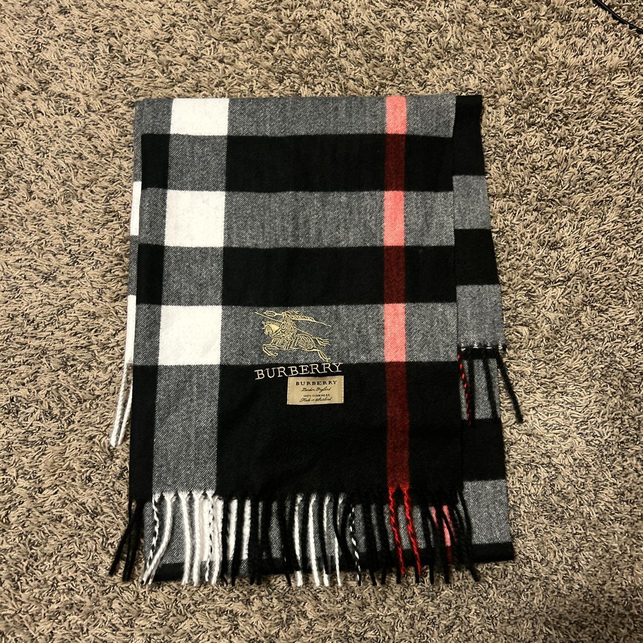 Burberry scarf Depop