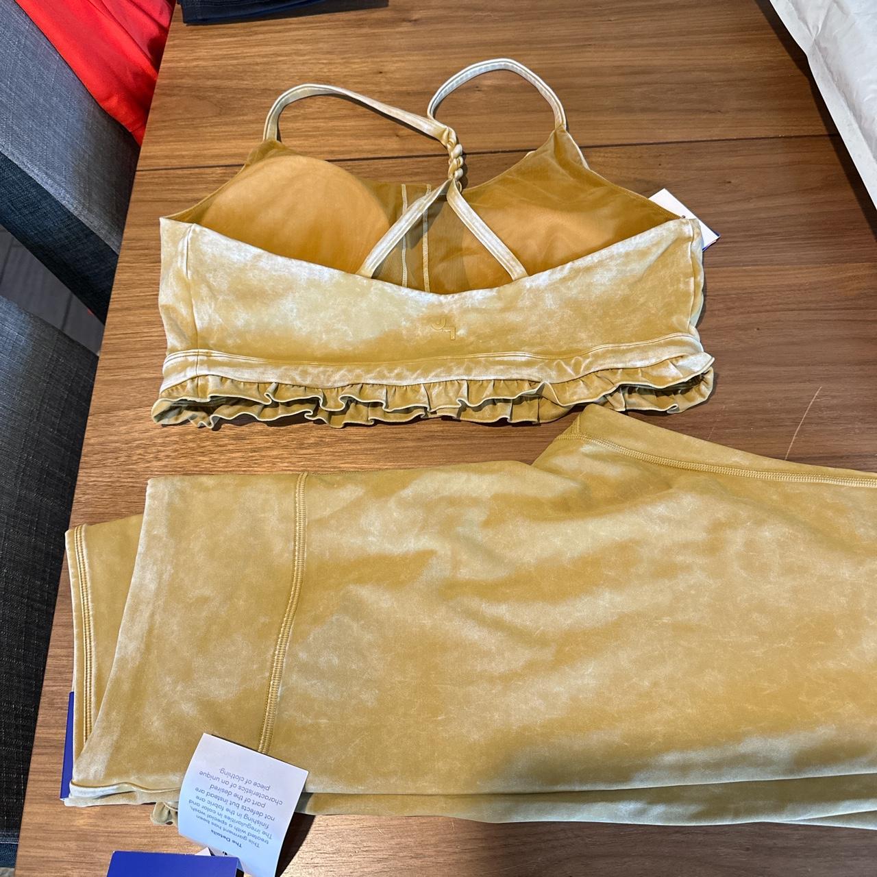 Large joy lab leggings and XLarge matching bralette... Depop