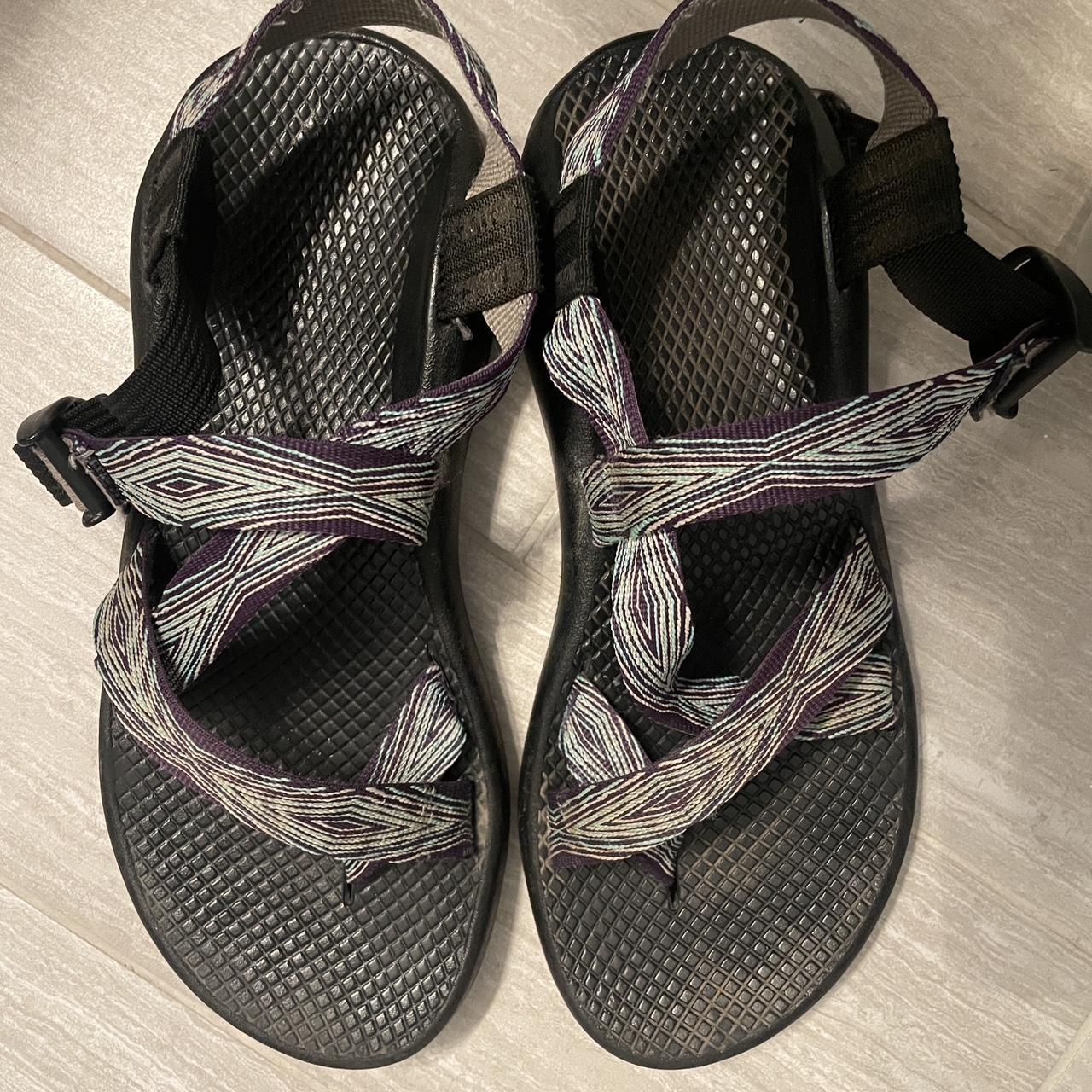 Single best sale strap chacos