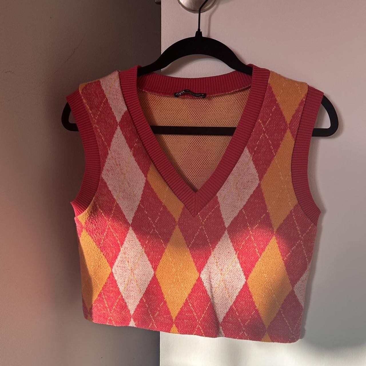 Pink💞 and Orange🍊 Plaid sweater vest from Zara 🤍So... Depop