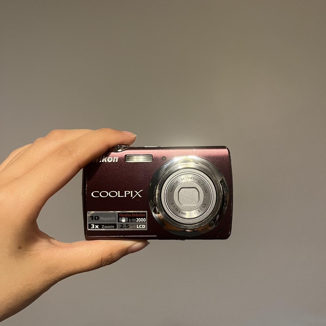Nikon COOLPIX s200 Digital Camera In Great... Depop