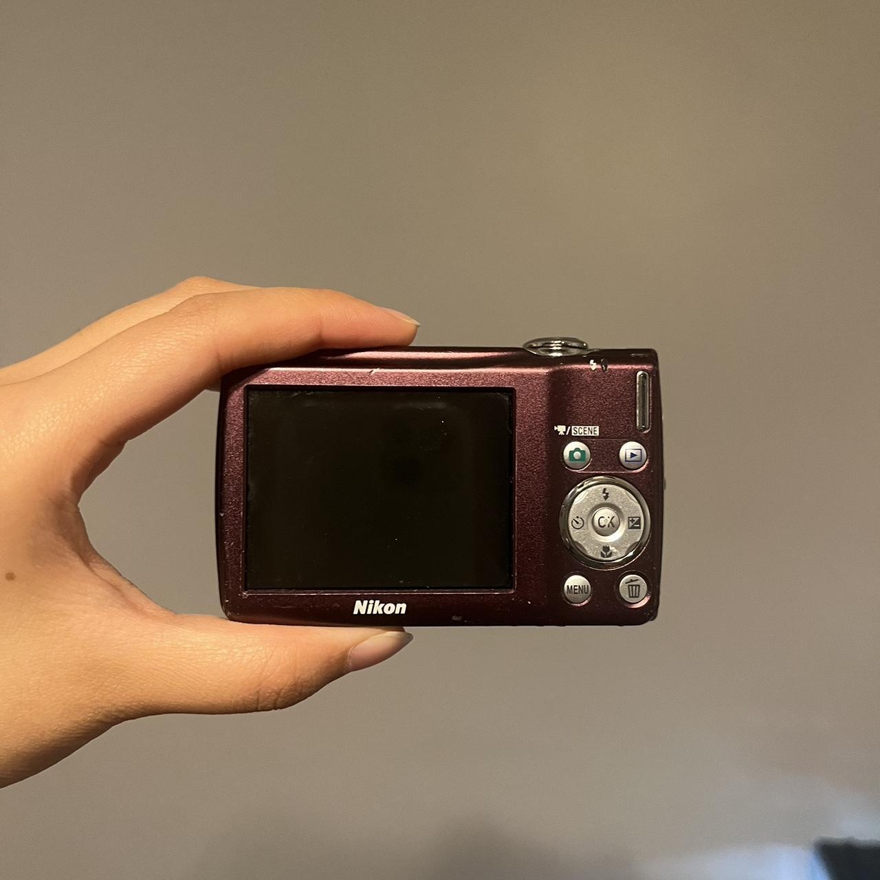 Synergy Digital 8GB SDHC Memory Card - Class 4 For Nikon Coolpix S200 & Other Digital Cameras