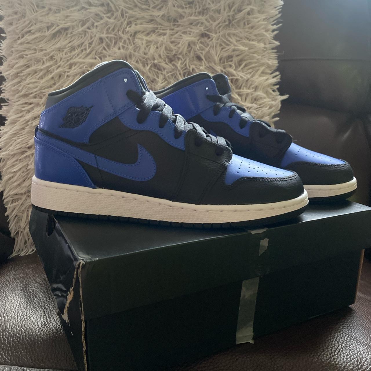 half blue jordan 1 mids