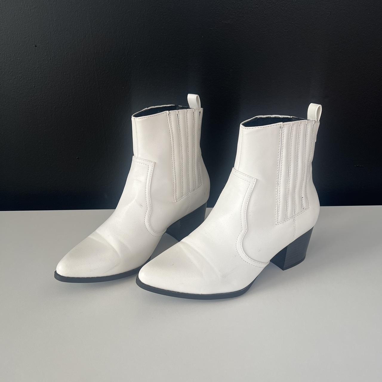 Fashion nova hot sale white boots