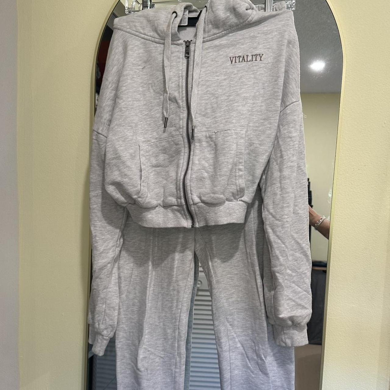 item listed by chelsejin